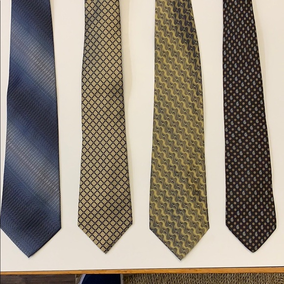4 Ties - Picture 1 of 3